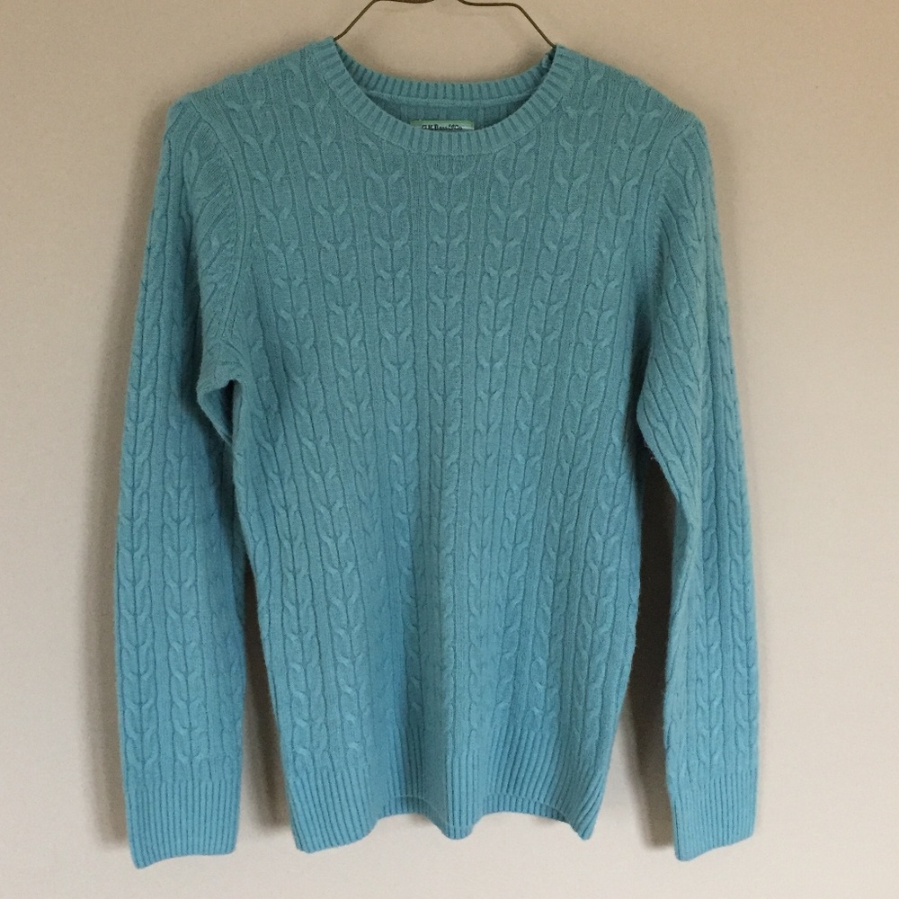 Bass Light Blue Cable Knit Sweater